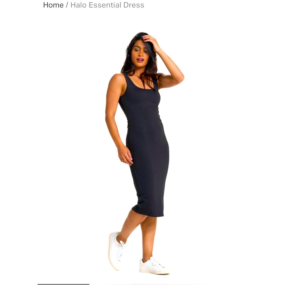 Vuori Little Black Dress — Medium — Great for Pregnancy